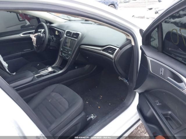 Ford Fusion Se Image 5