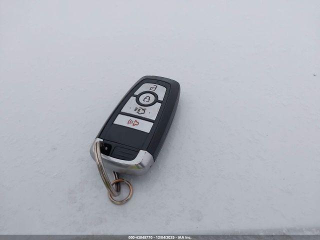 Ford Fusion Se Image 8