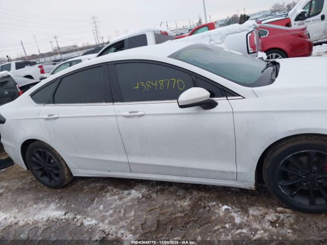 Ford Fusion Se Image 13