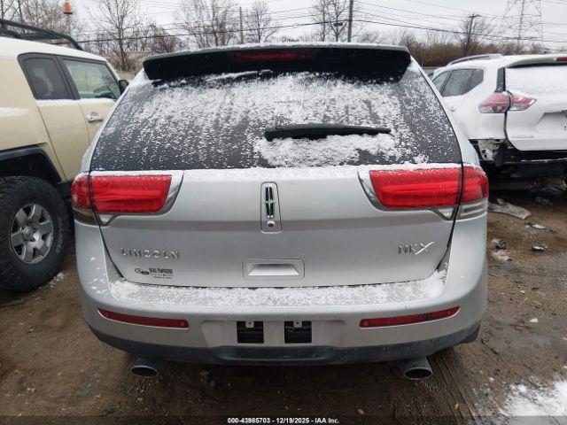 Lincoln MKX Image 10
