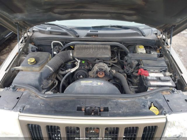 Jeep Commander Image 7