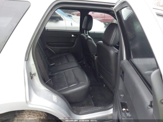 Ford Escape Limited Image 3