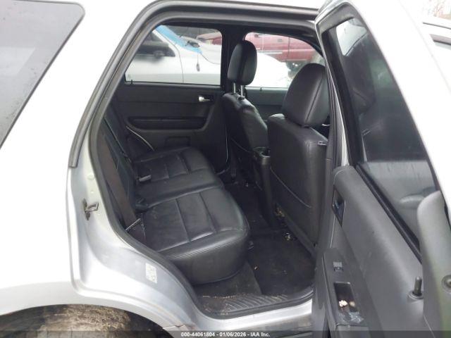 Ford Escape Limited Image 3