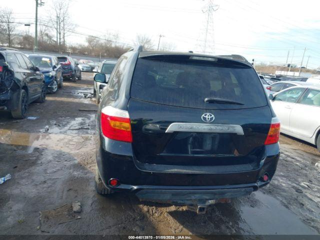 Toyota Highlander Image 16