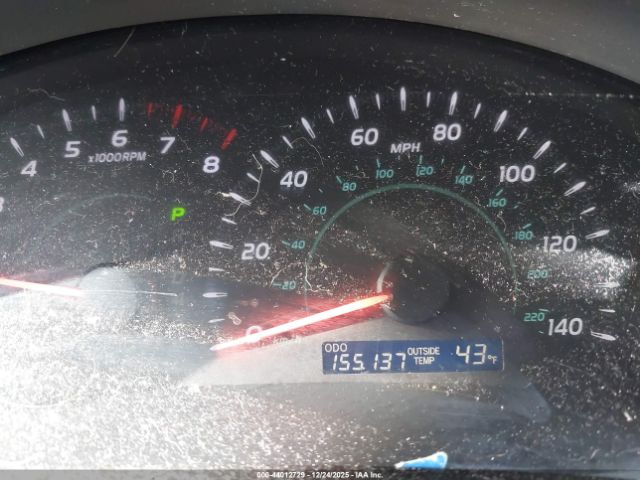 Toyota Camry Le Image 7