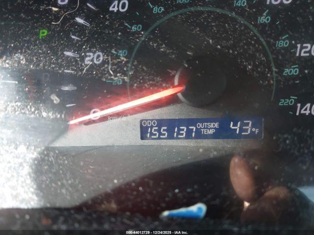 Toyota Camry Le Image 10