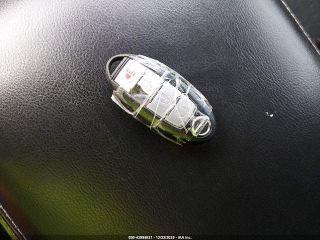 Nissan Pathfinder Sl Image 9