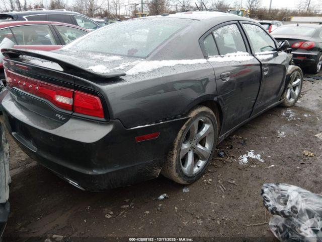 Dodge Charger Image 10