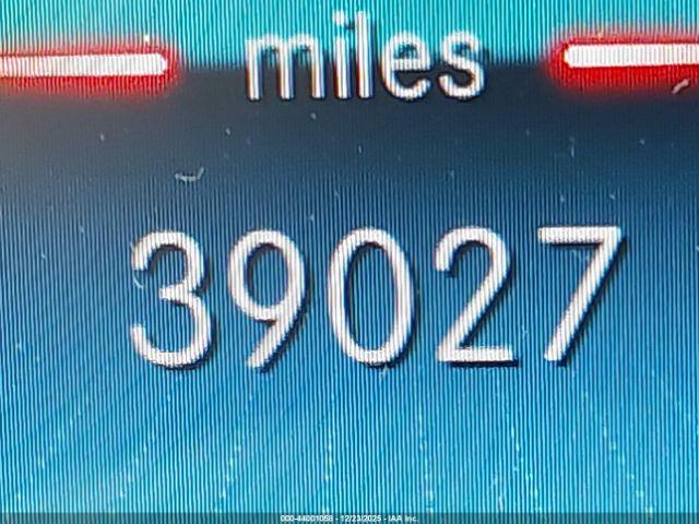 Mercedes-Benz GLB 4matic Image 11