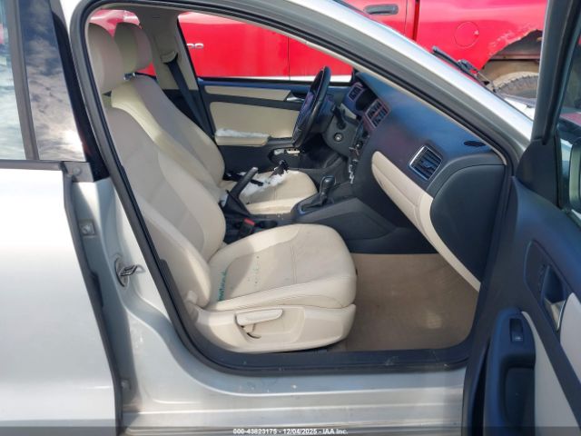 Volkswagen Jetta 2.5l Se Image 6