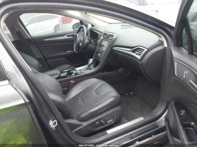 Ford Fusion Titanium Image 5