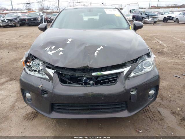 Lexus Ct Image 13