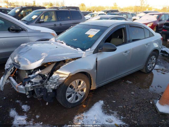 Chevrolet Cruze Ls Auto Image 3