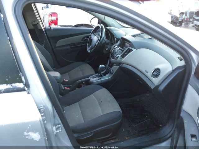 Chevrolet Cruze Ls Auto Image 6