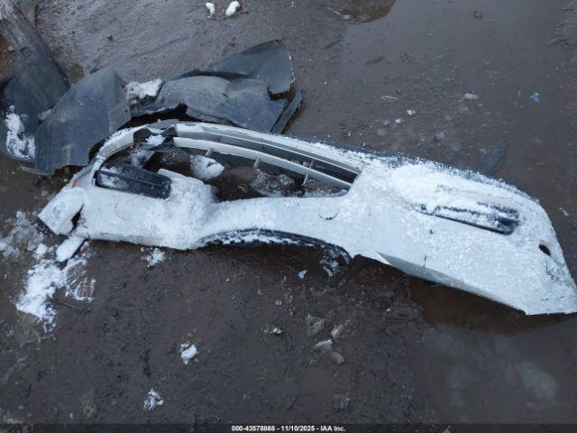 Chevrolet Cruze Ls Auto Image 9