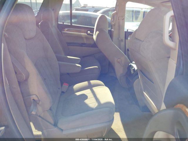 Buick Enclave Cx Image 3