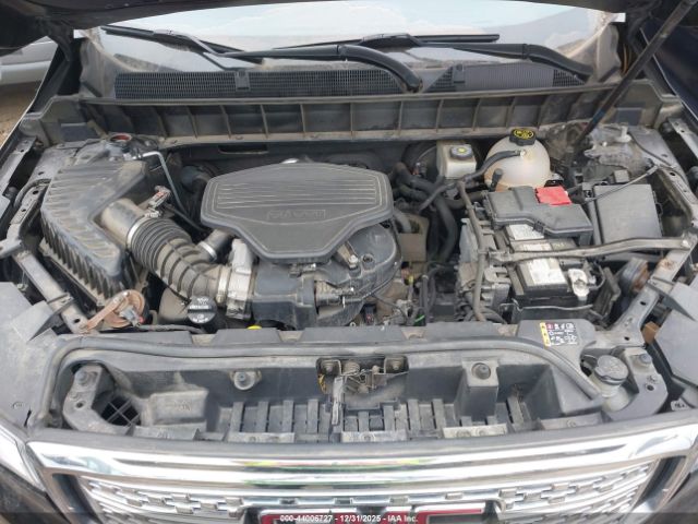 GMC Acadia Denali Image 6