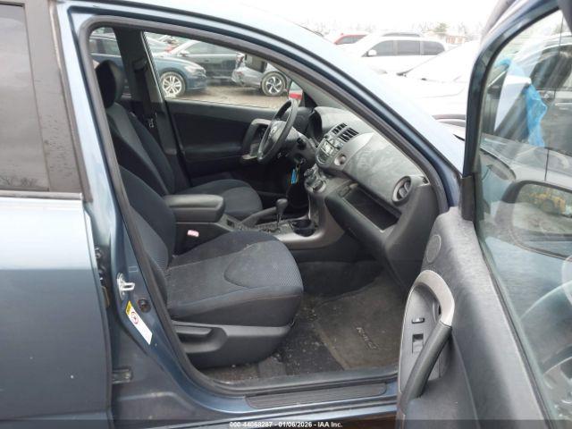 Toyota RAV4 Sport V6 Image 4