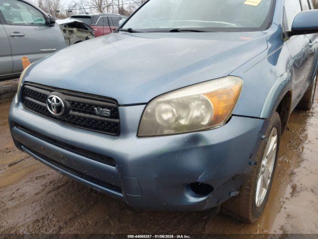 Toyota RAV4 Sport V6 Image 7