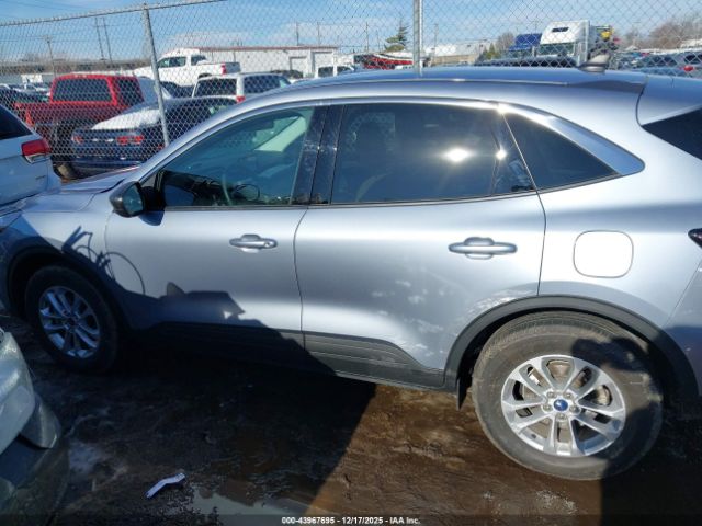 Ford Escape Se Image 6