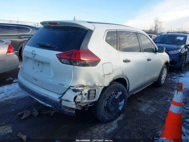 Nissan Rogue S Image 5