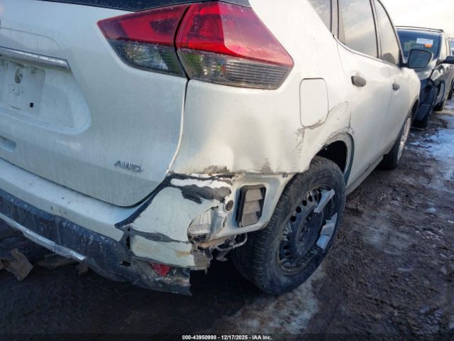 Nissan Rogue S Image 6