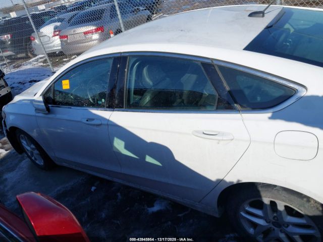 Ford Fusion Se Image 12