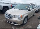 Chrysler Town & Country Touring Image 11