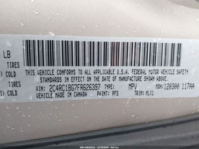 Chrysler Town & Country Touring Image 6