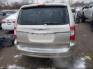 Chrysler Town & Country Touring Image 14