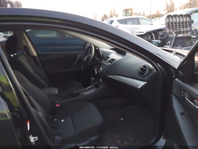 Mazda Mazda3 I Touring Image 15