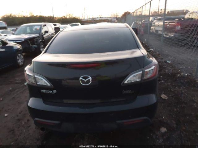 Mazda Mazda3 I Touring Image 9