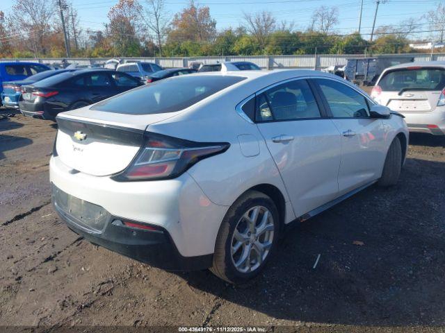 Chevrolet Volt Premier Image 4