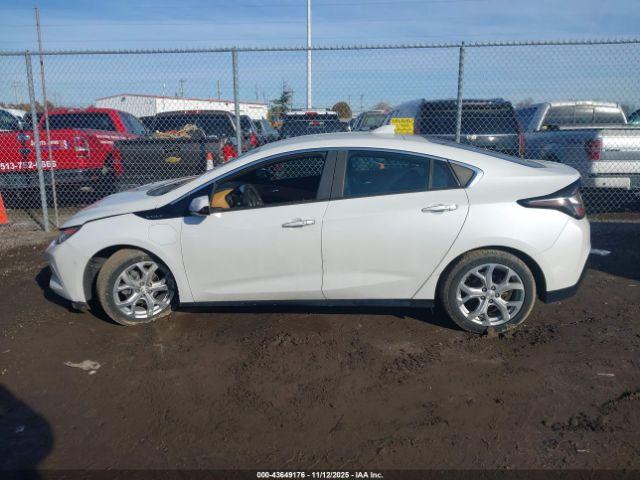 Chevrolet Volt Premier Image 11