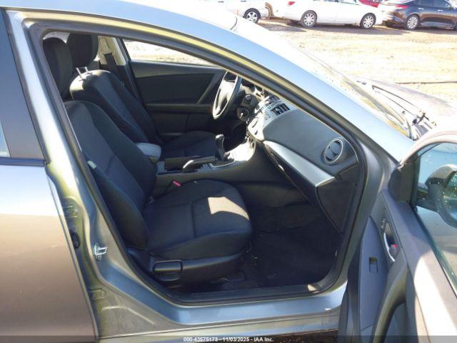 Mazda Mazda3 I Sport Image 2