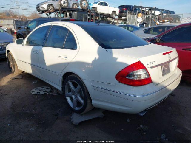 Mercedes-Benz E-Class 4matic Image 9