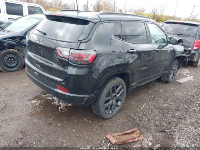 Jeep Compass Limited 4x4 Image 5