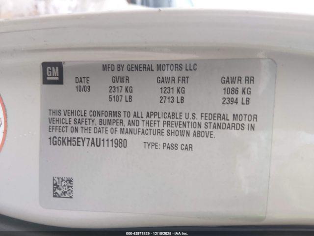 Cadillac DTS Premium Collection Image 2