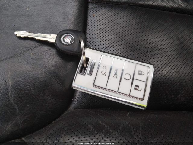 Cadillac DTS Premium Collection Image 4