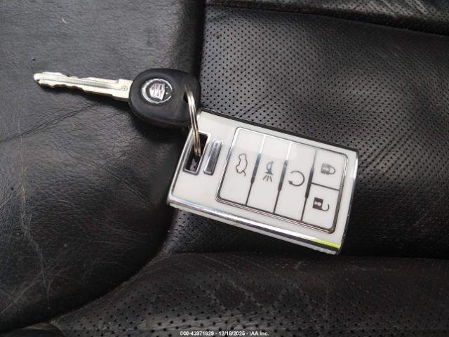 Cadillac DTS Premium Collection Image 4