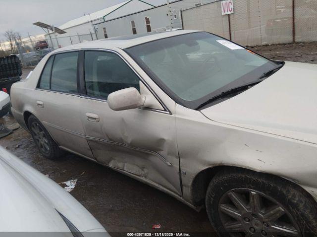 Cadillac DTS Premium Collection Image 10