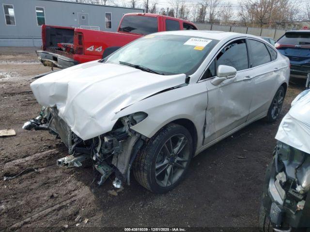 Ford Fusion Titanium Image 2