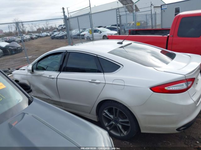 Ford Fusion Titanium Image 8