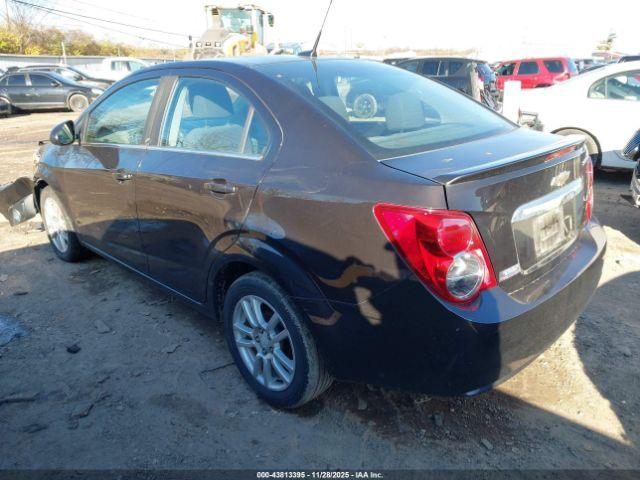 Chevrolet Sonic Lt Auto Image 3