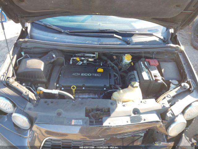 Chevrolet Sonic Lt Auto Image 14