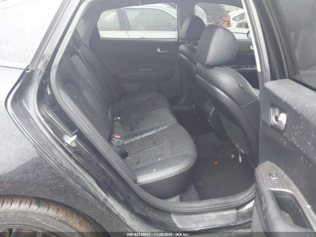 Kia Optima S Image 14