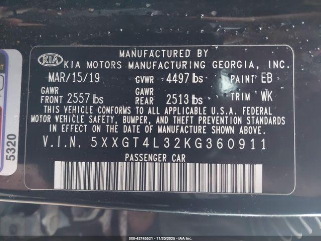 Kia Optima S Image 13