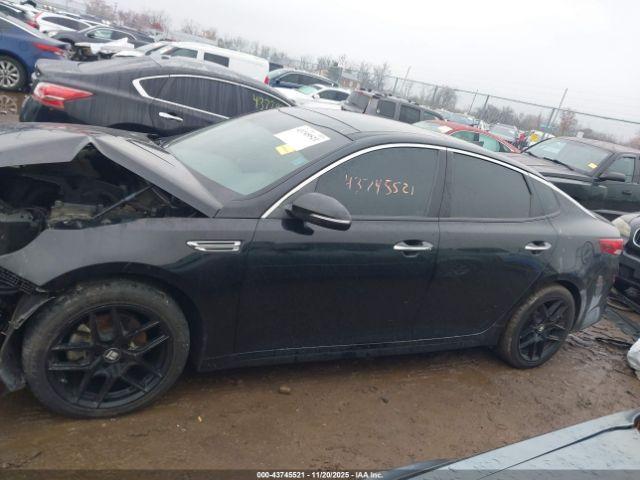 Kia Optima S Image 5