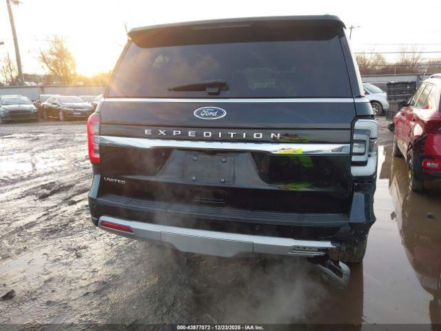 Ford Expedition Limited Image 11