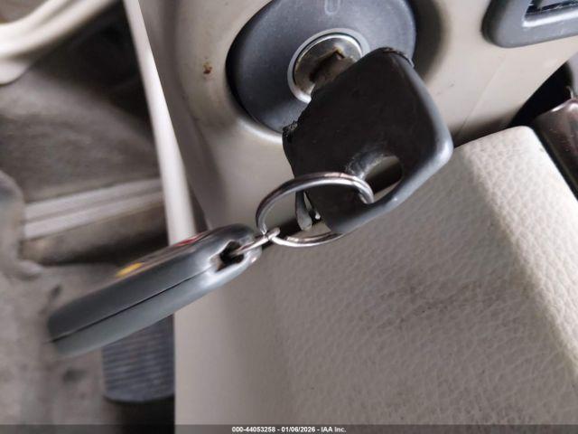 Volvo S80 2.9 Image 9